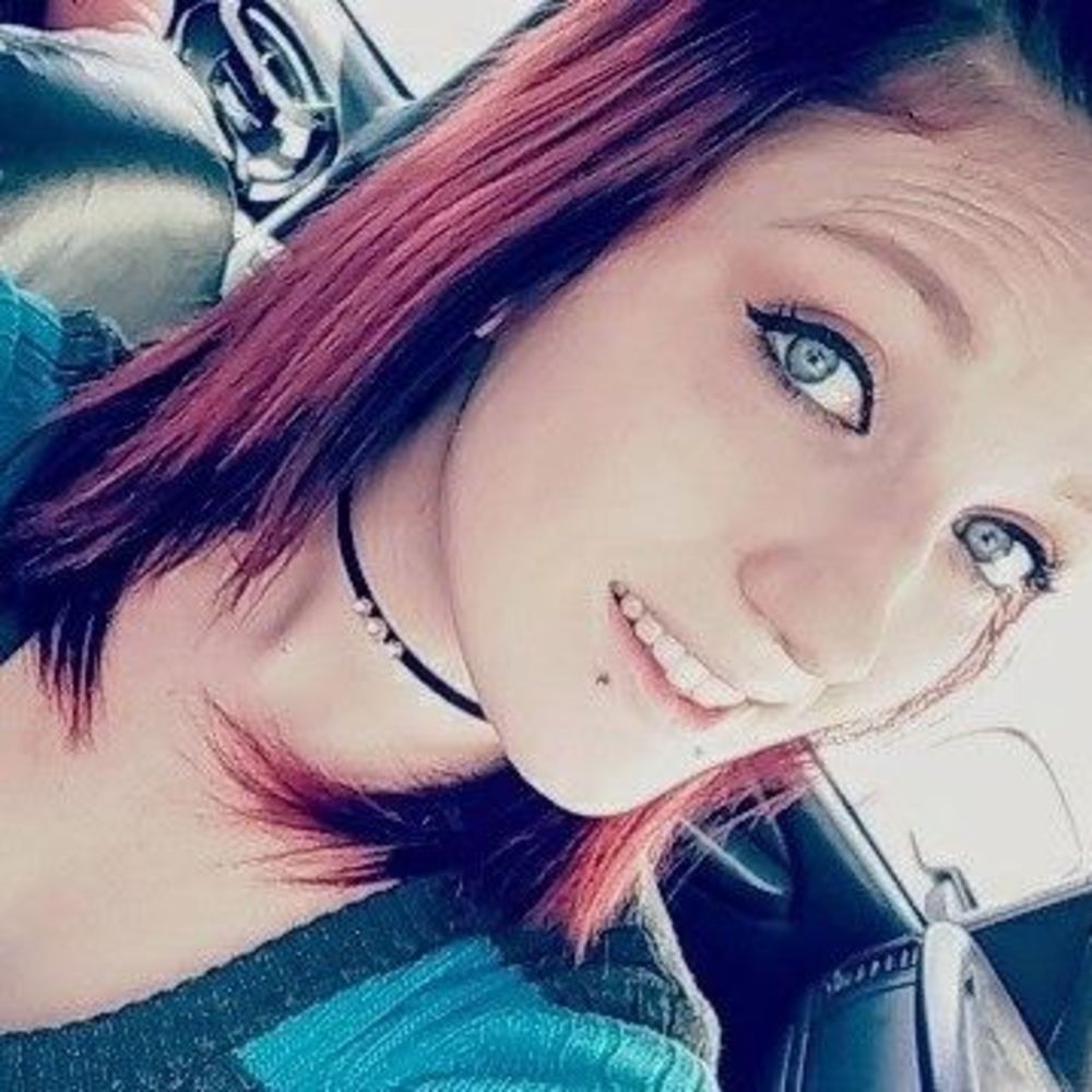 Meet your Posher, Anissa